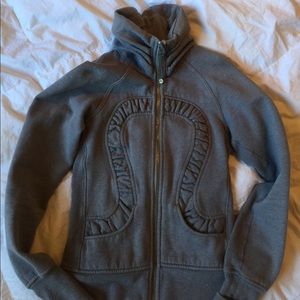 Lululemon jacket size small